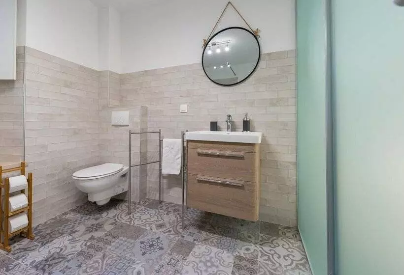 هتل Euroadria Residence