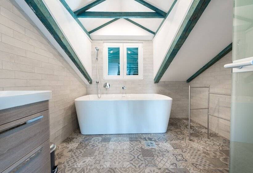 هتل Euroadria Residence