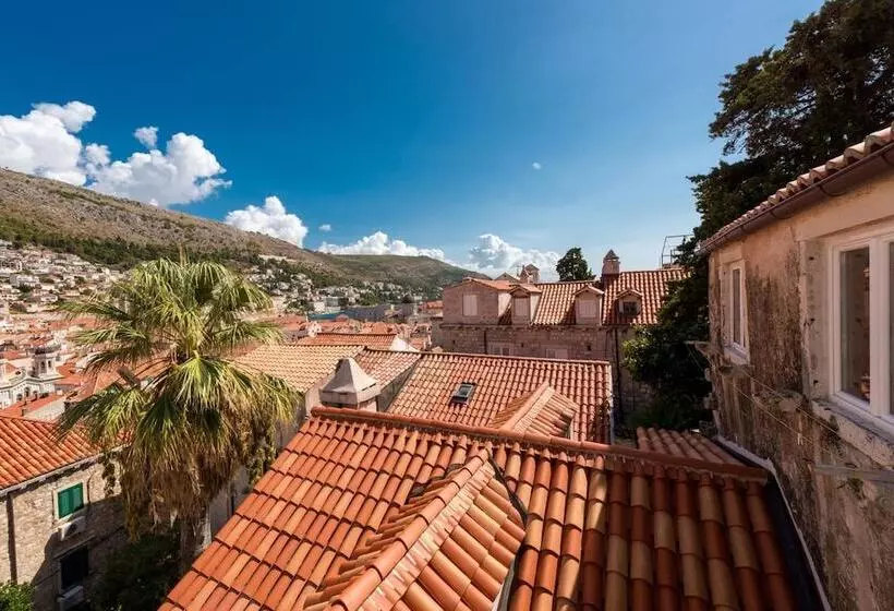 هتل Euroadria Residence