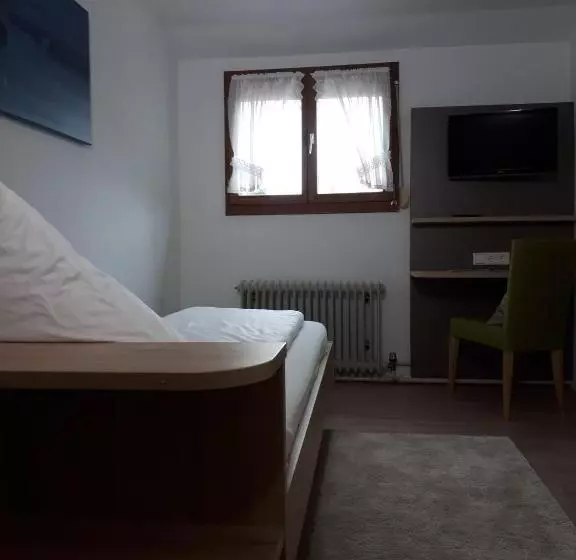 ホテル Gasthof Zur Traube