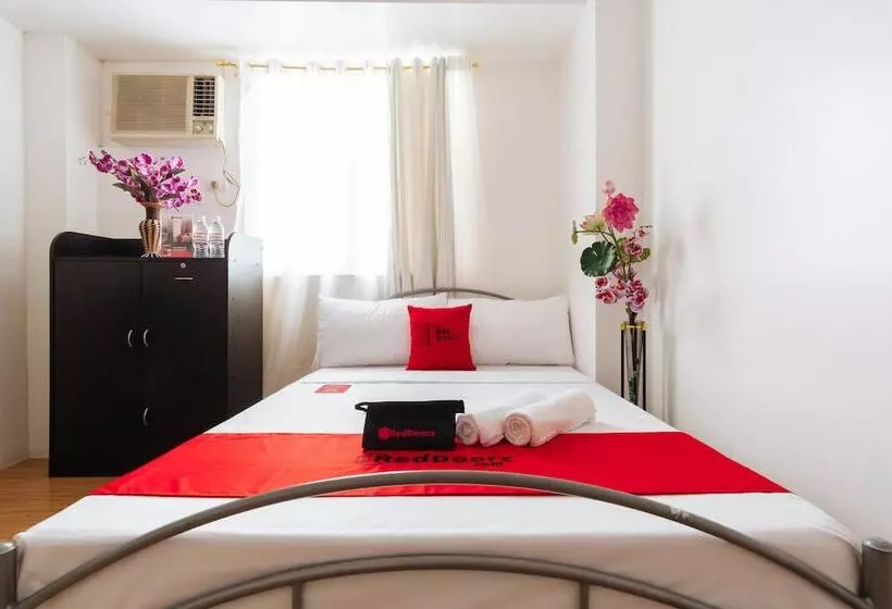 هتل Reddoorz @ Amaia Skies Avenida