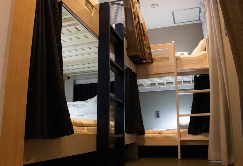 Onomichi Guesthouse Namiuchigiwa   Hostel