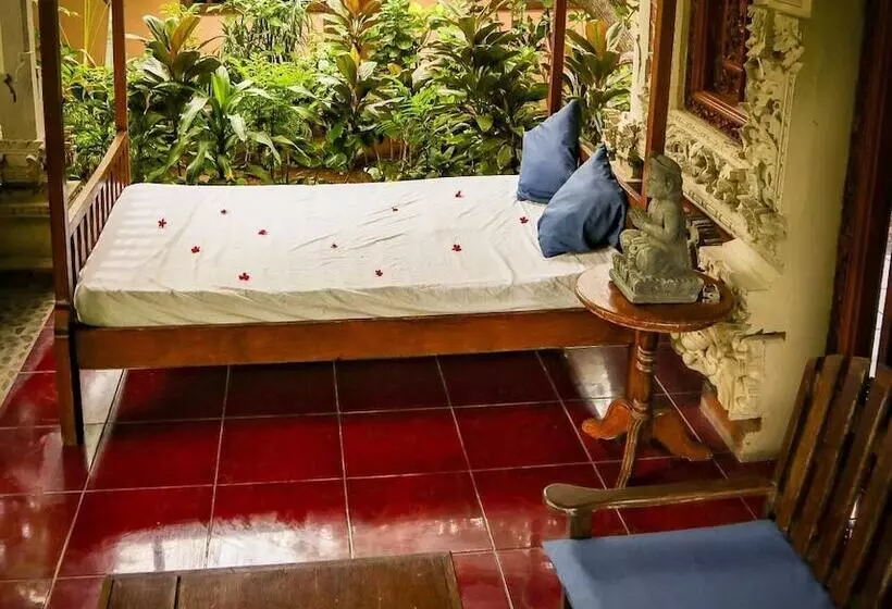 Majatalo Rare Angon Homestay