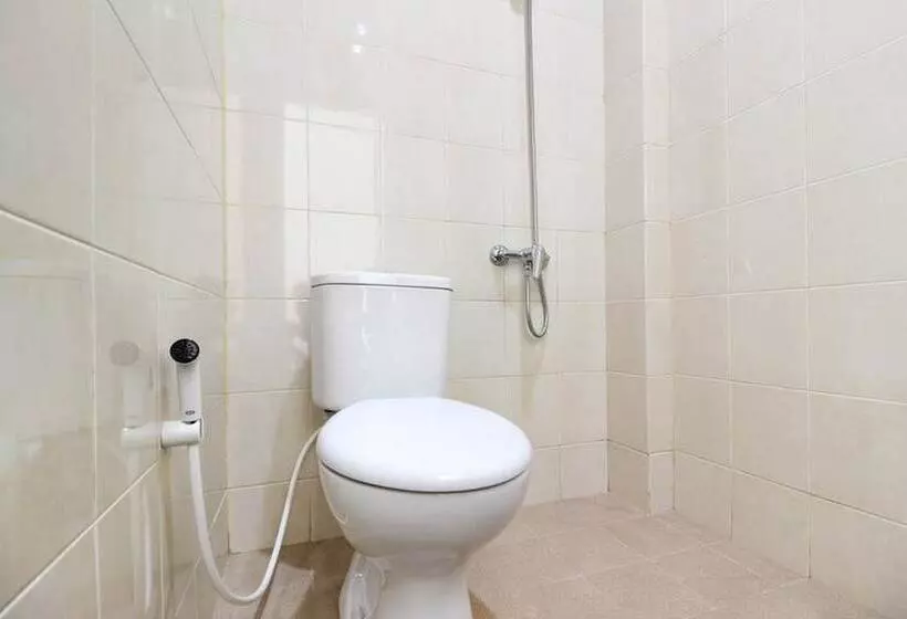 Majatalo Reddoorz Near Jogja City Mall 3