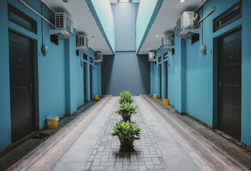 بنسيون Reddoorz Near Rsud Koja