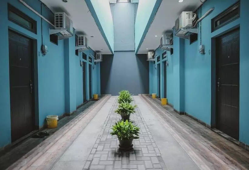 Majatalo Reddoorz Near Rsud Koja