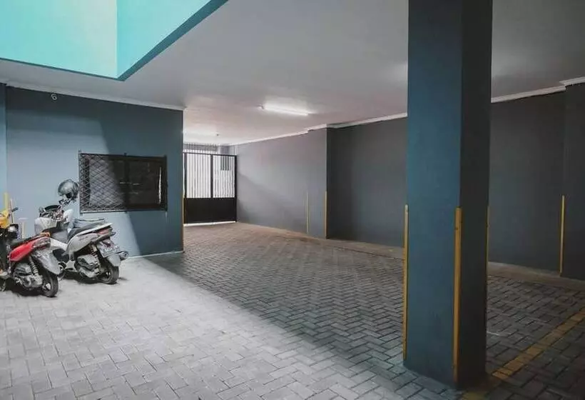 Majatalo Reddoorz Near Rsud Koja