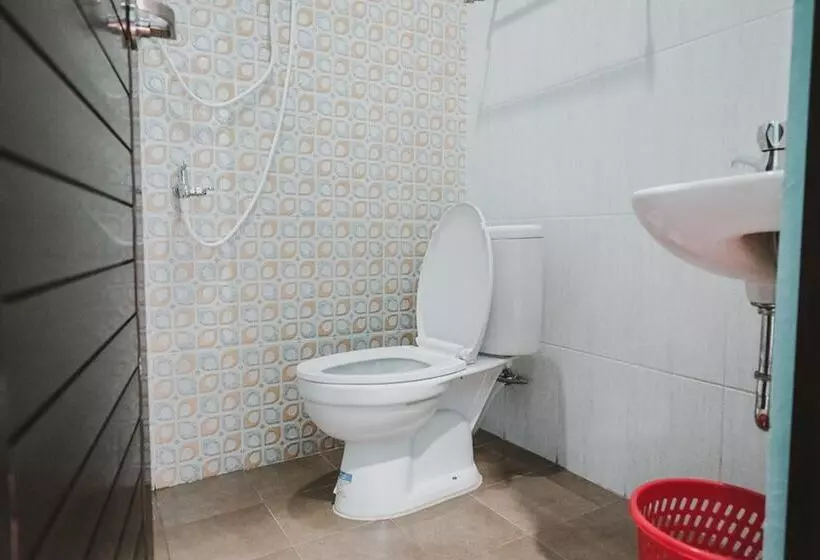 Majatalo Reddoorz Near Rsud Koja