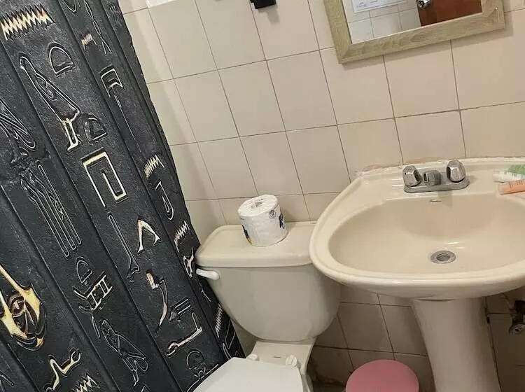 هاستل Villa Eshta