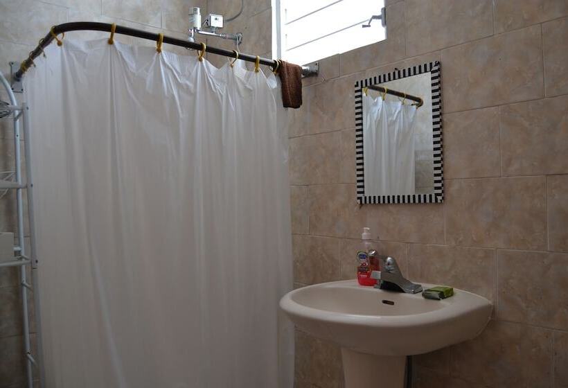 هاستل Villa Eshta