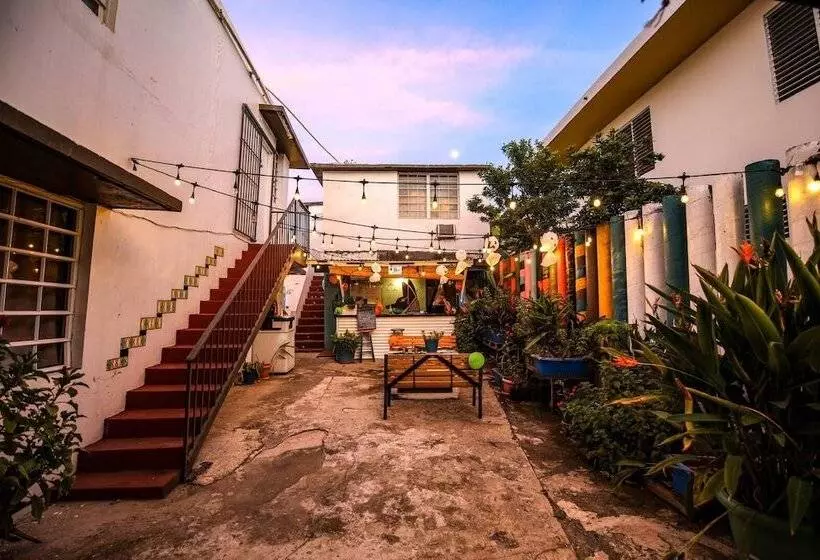 هاستل Villa Eshta