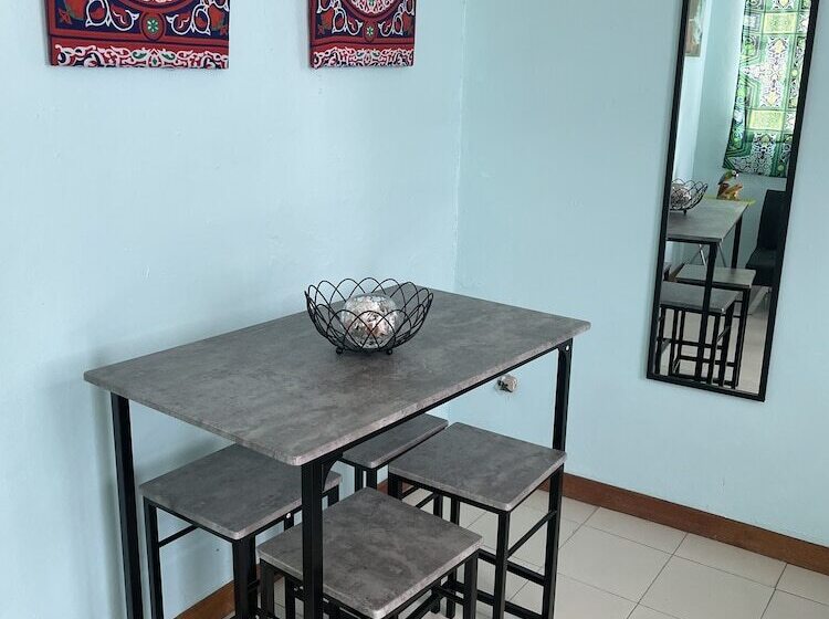 هاستل Villa Eshta