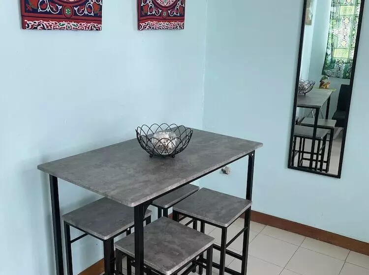 هاستل Villa Eshta