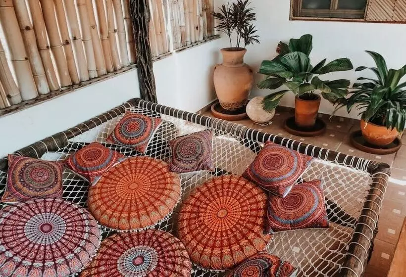 Hotelli Casa De Olas Boutique
