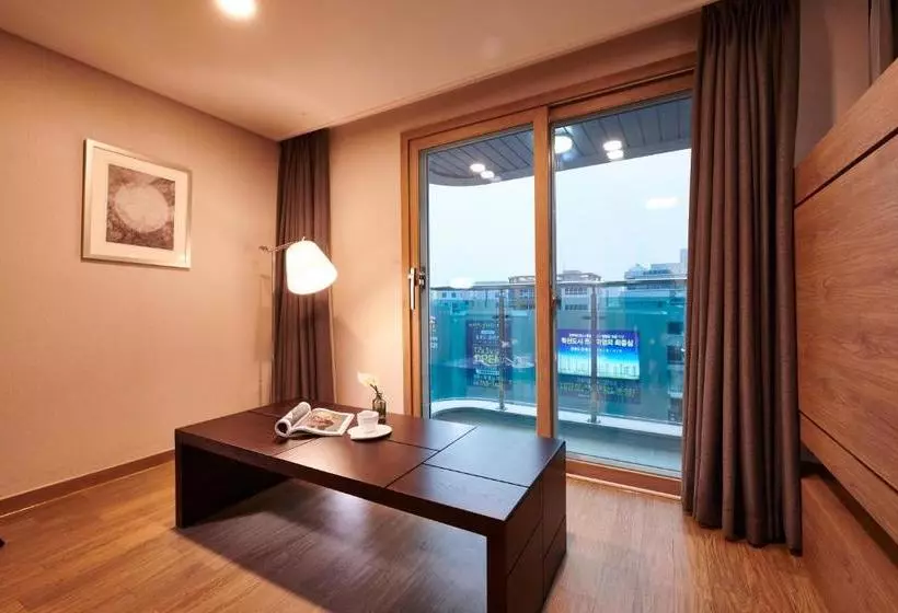 Hotelli New Raon Stay