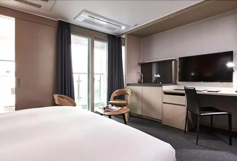 Hotelli New Raon Stay