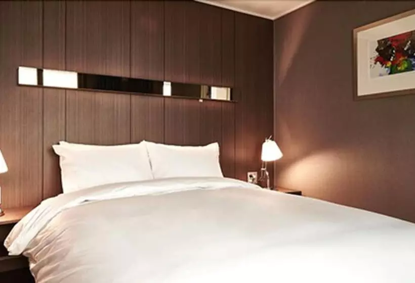 Hotelli New Raon Stay