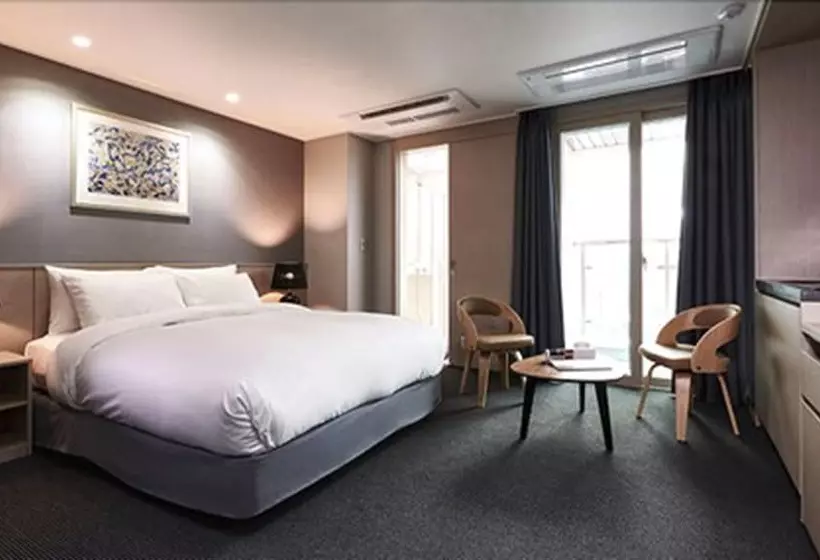 Hotelli New Raon Stay