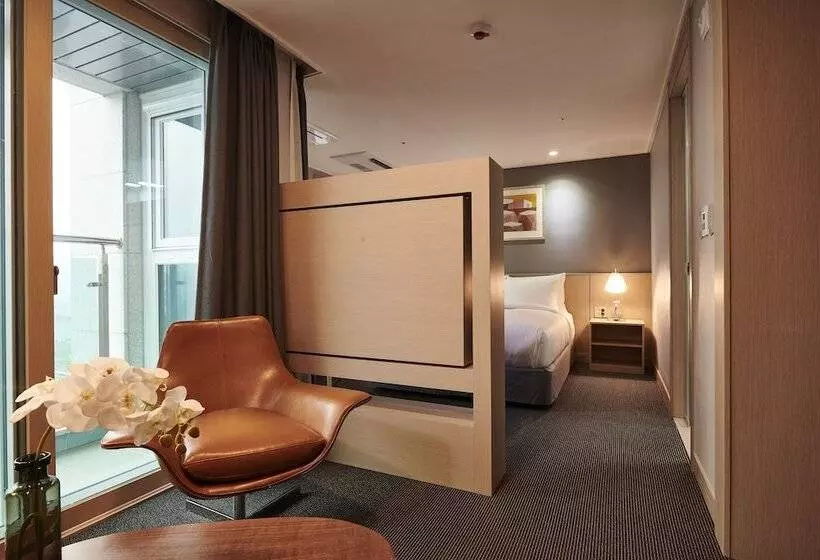 Hotelli New Raon Stay