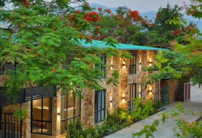 North House Best Boutique Hotel In Haldwani