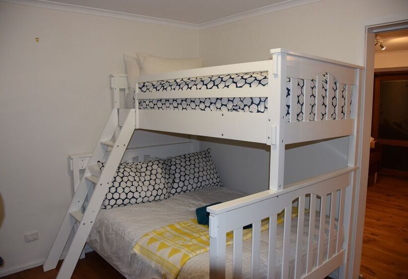 فندق ريفى Heritage Farm