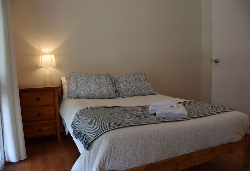 فندق ريفى Heritage Farm