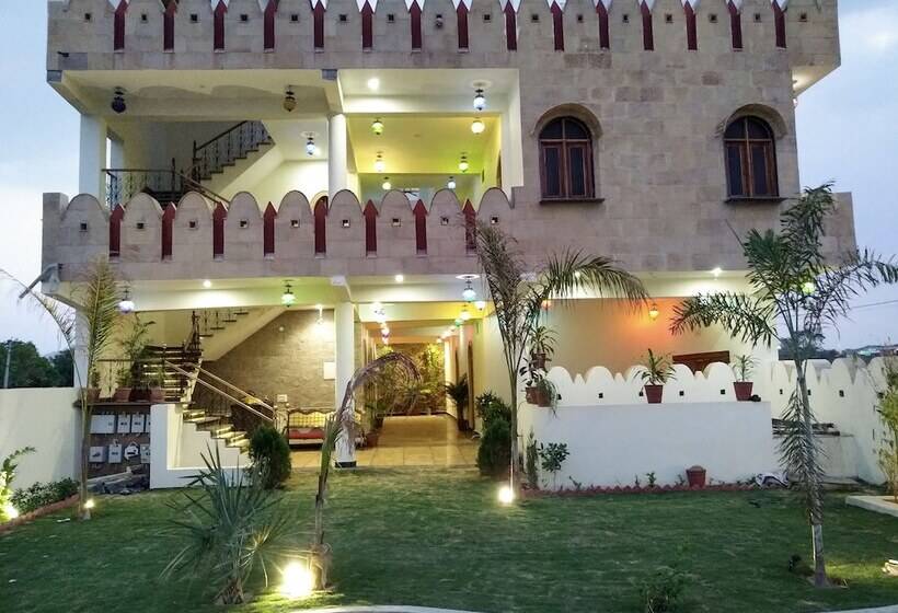 Hotel Vamdev Fort