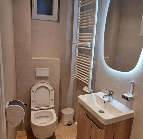 پانسیون Apartments & Rooms Mostar Story