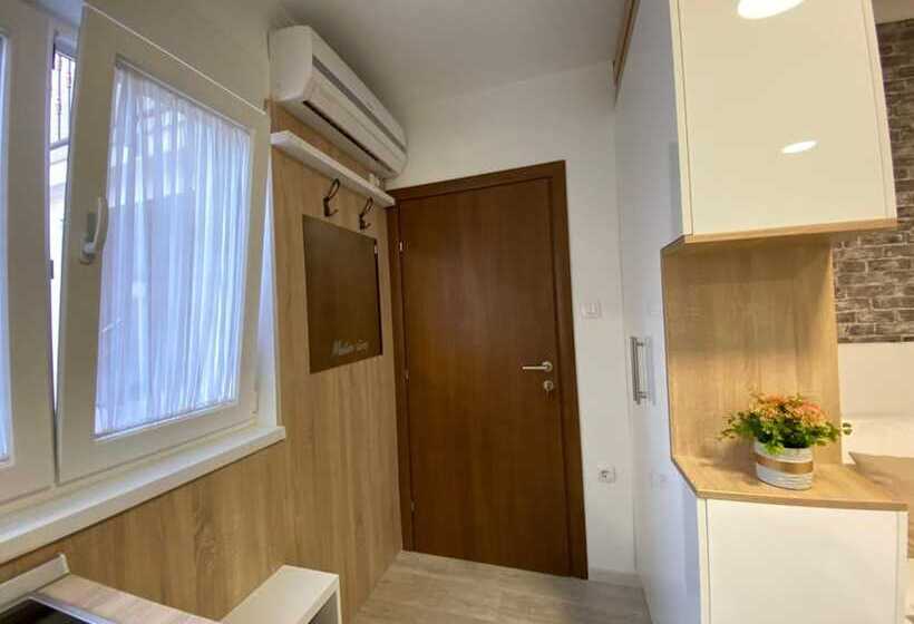 پانسیون Apartments & Rooms Mostar Story