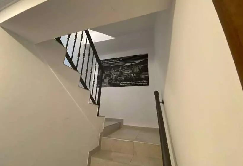 پانسیون Apartments & Rooms Mostar Story
