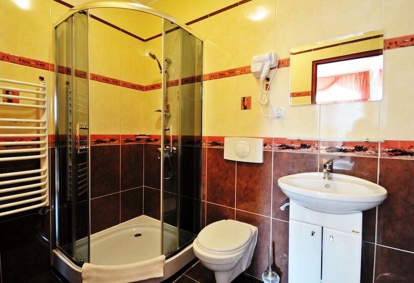 פנסיון Dworek Familijny