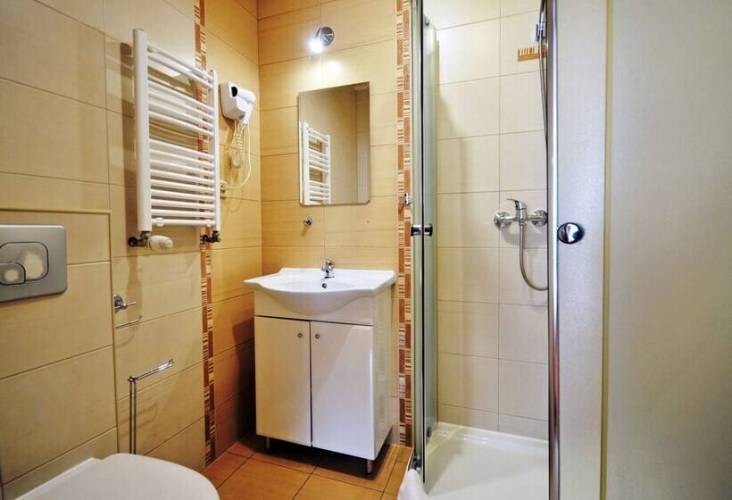 פנסיון Dworek Familijny