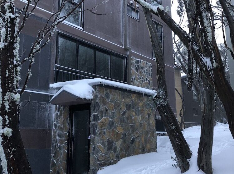 ペンション Kabuki Mt Buller