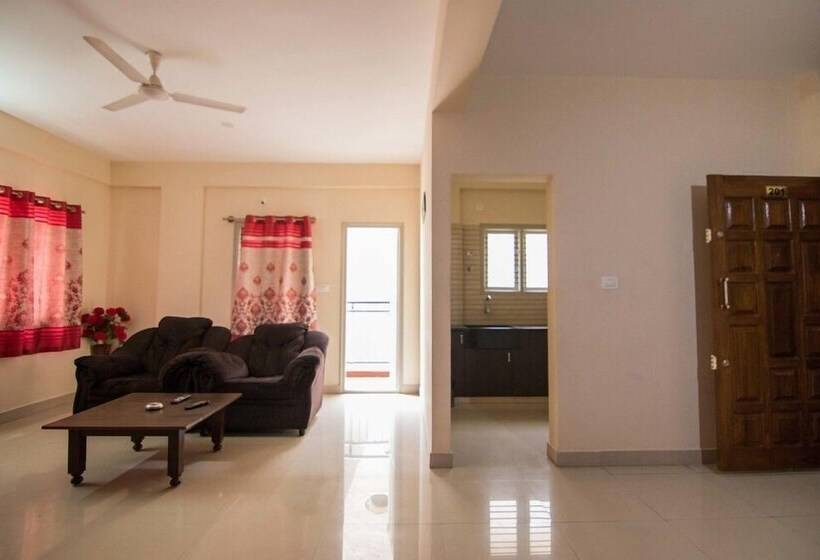 Stayvel Service Apartments