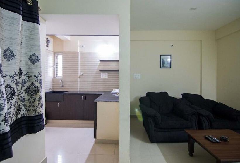 Stayvel Service Apartments