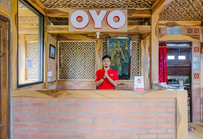 ユースホステル Oyo 774 Villa 007 Sengkaling