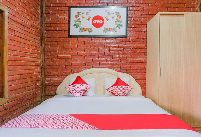 호스텔 Oyo 774 Villa 007 Sengkaling