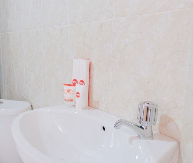 호스텔 Oyo 774 Villa 007 Sengkaling