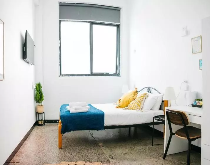 هاستل The Village Cairns