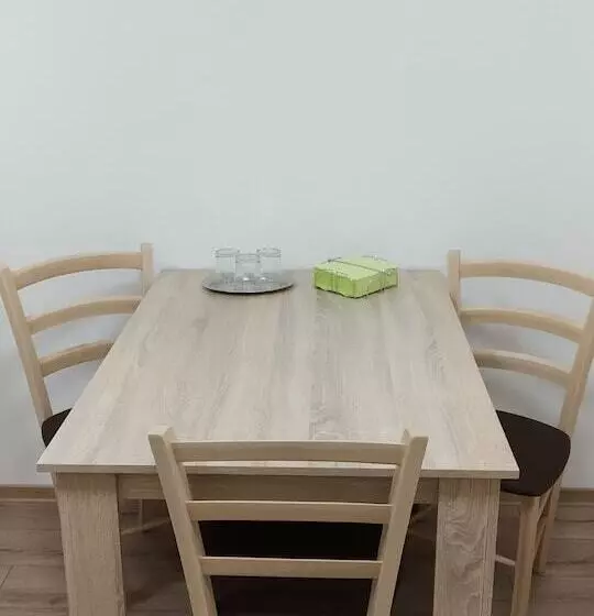 هاستل White Coral Club