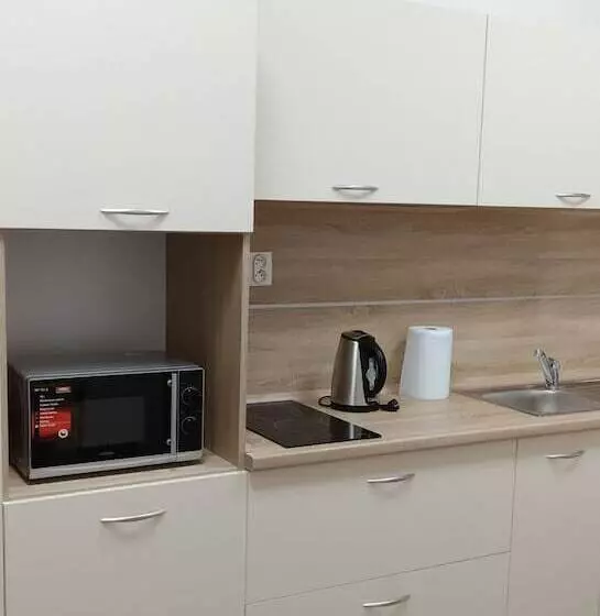 هاستل White Coral Club