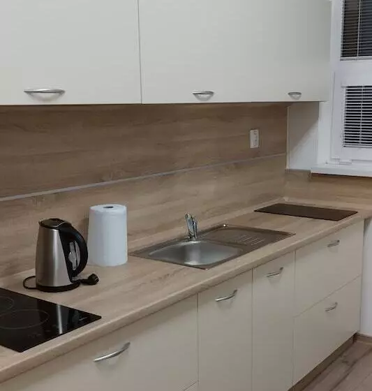 هاستل White Coral Club