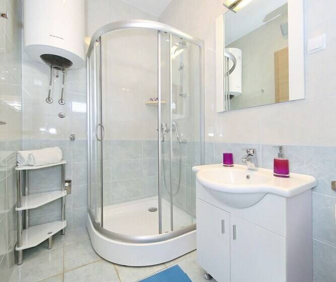 Be Bu Mar Apartments