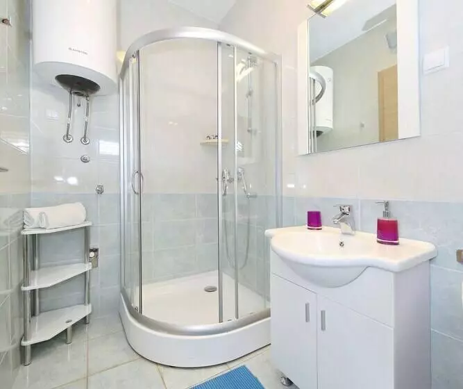 Be Bu Mar Apartments