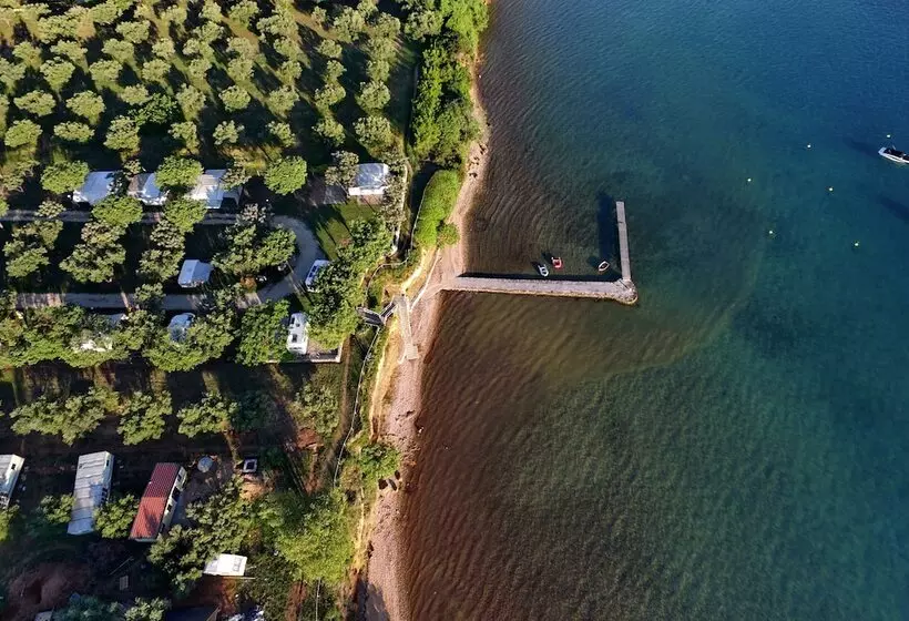 Be Bu Mar Apartments