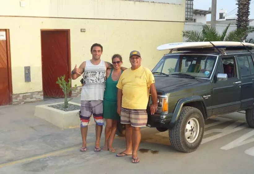 Hostal Merlin Punta Hermosa