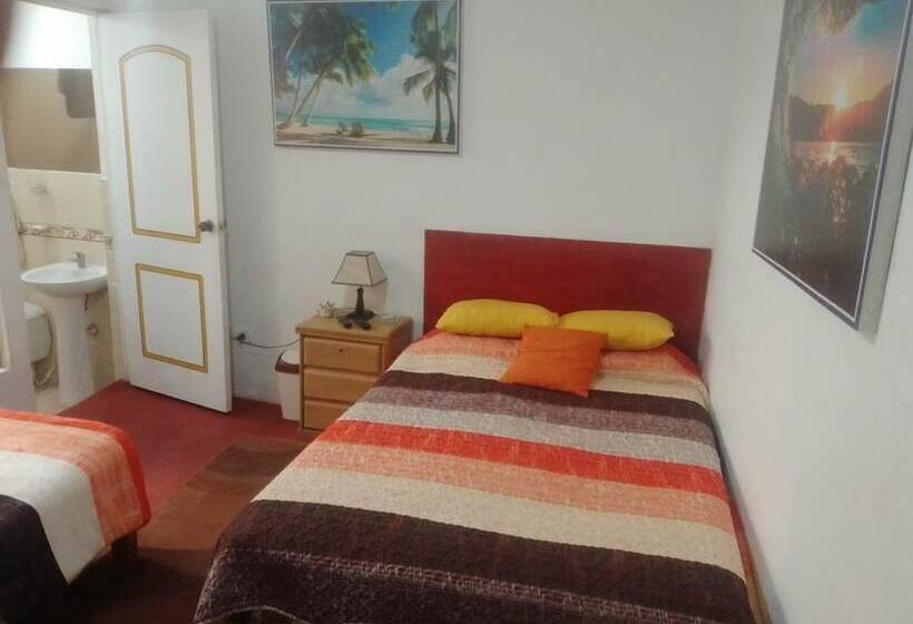 Hostal Merlin Punta Hermosa