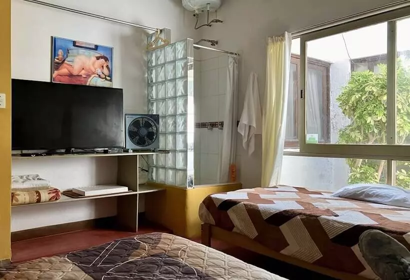 Hostal Merlin Punta Hermosa