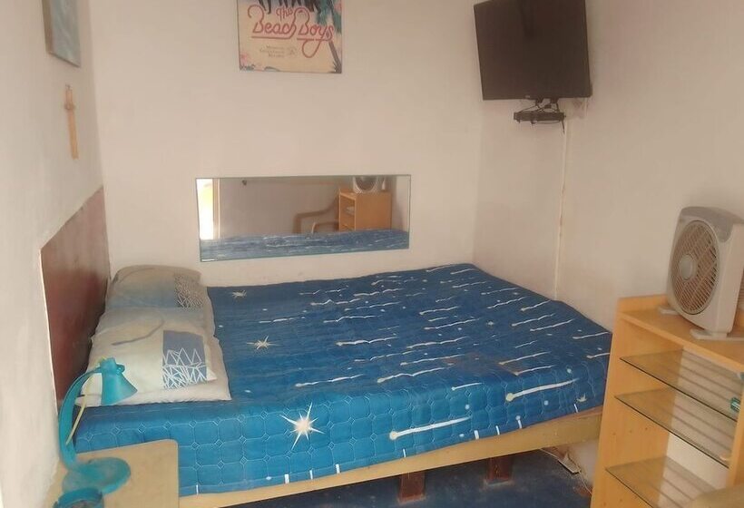 Hostal Merlin Punta Hermosa