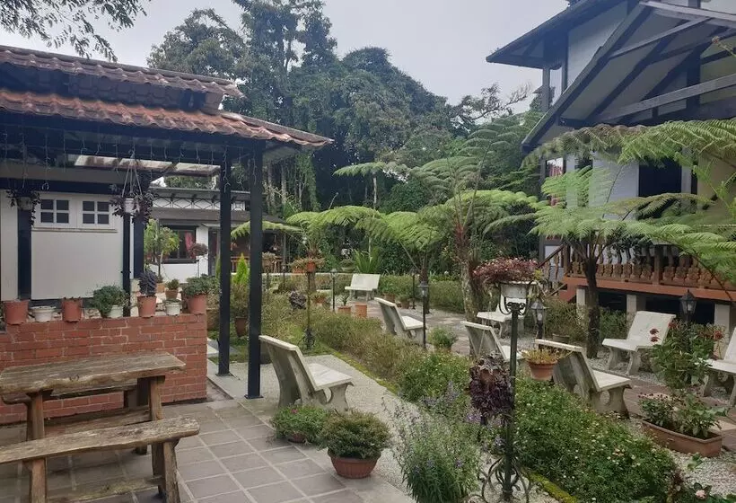 Hotelli Casa Loma Cameron Highlands